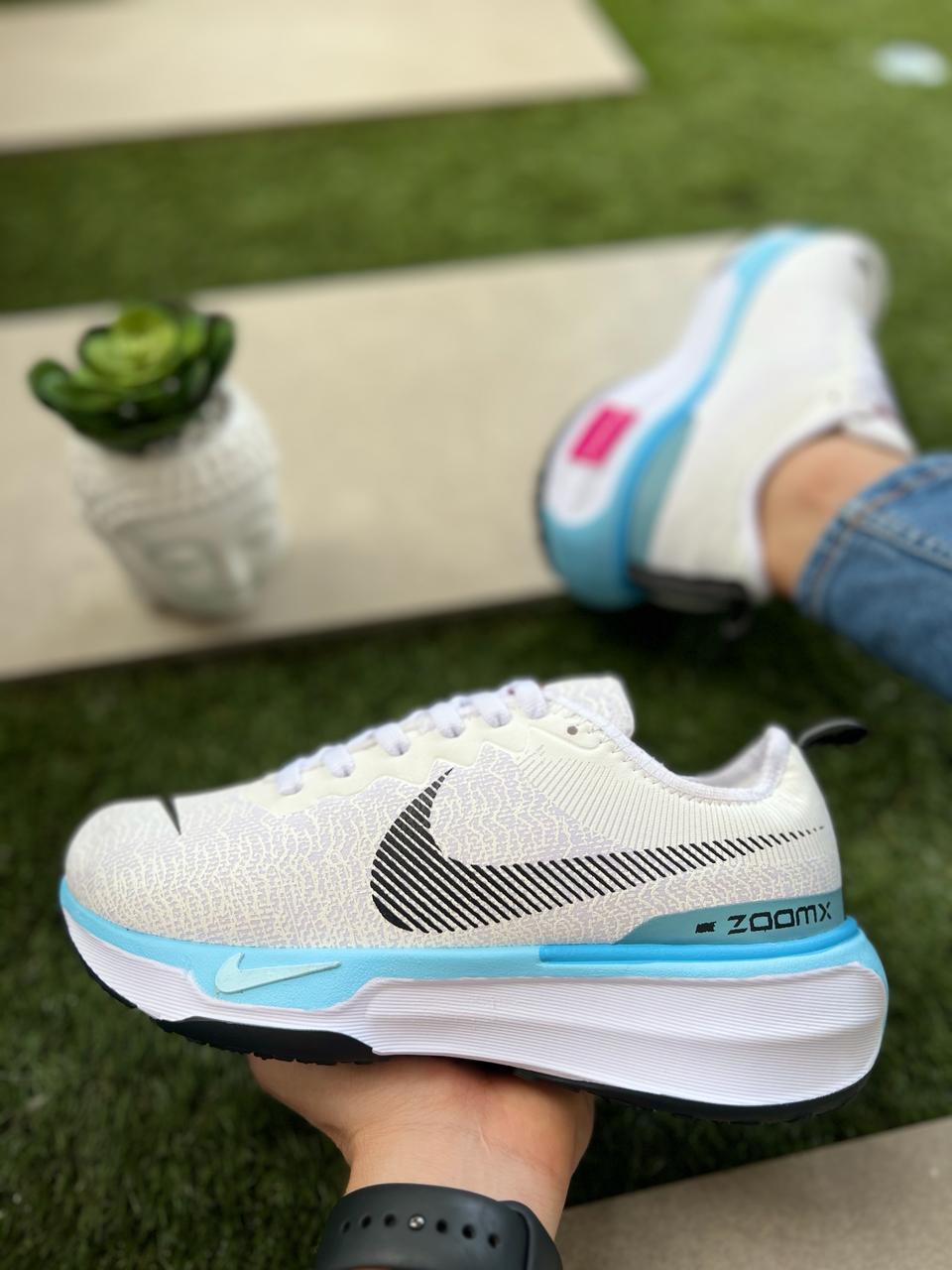 NK ZOOMX INV RUN + CAJA