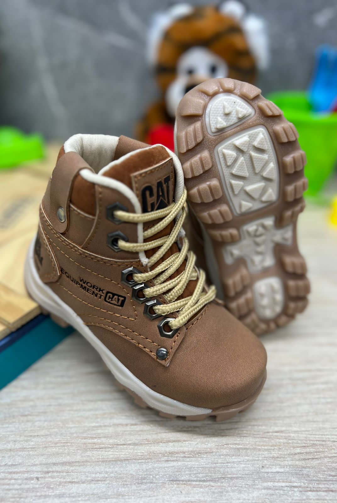 BOTA CAT WORK INFANTIL