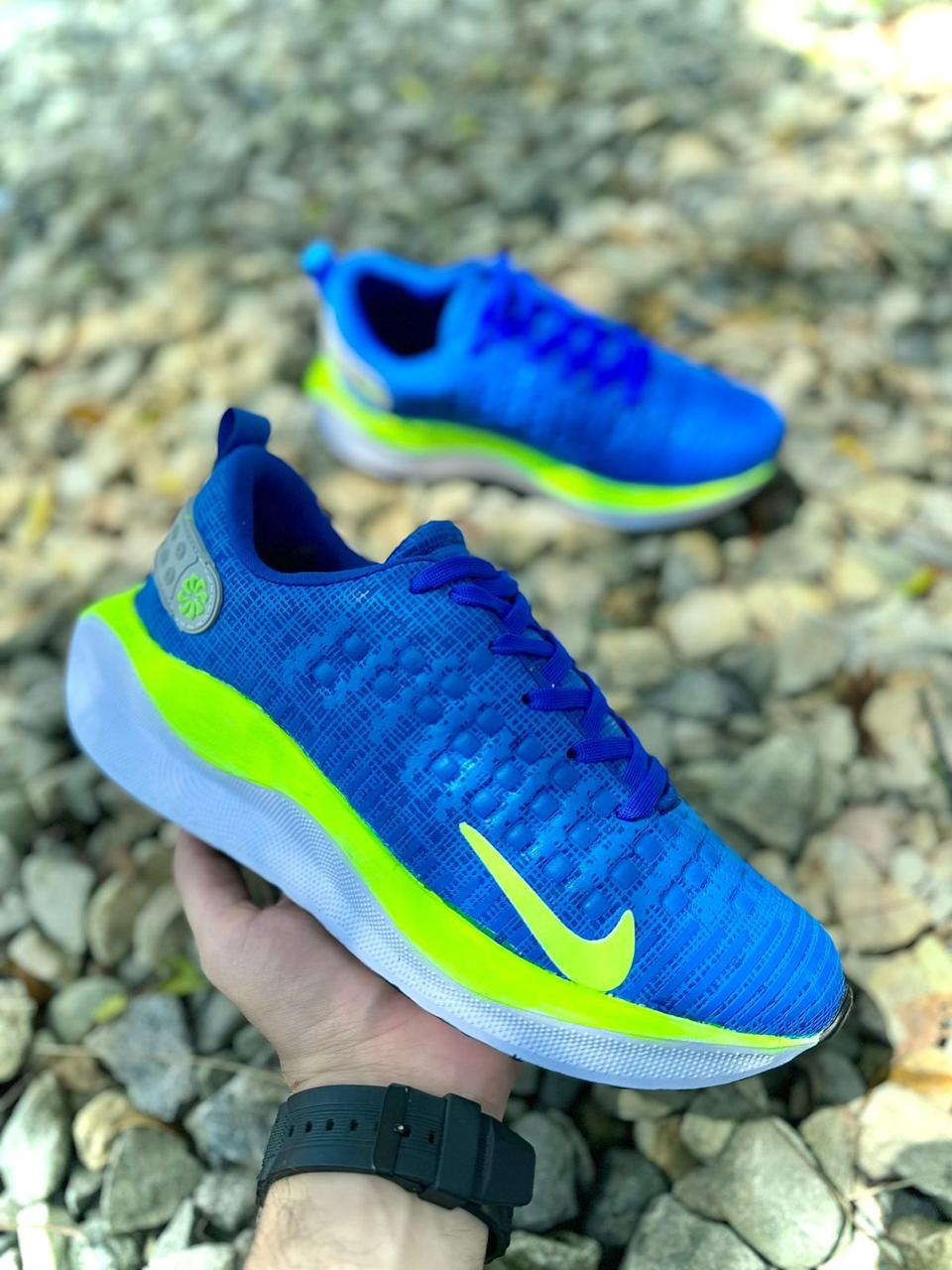 NK-REACT INFINITY RUN + CAJA