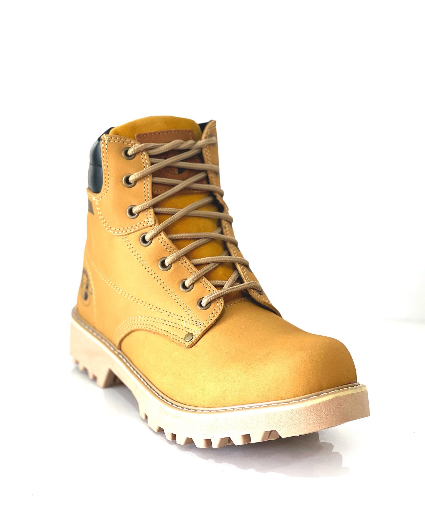 BOTA BRAHMA CLASICA CUERO