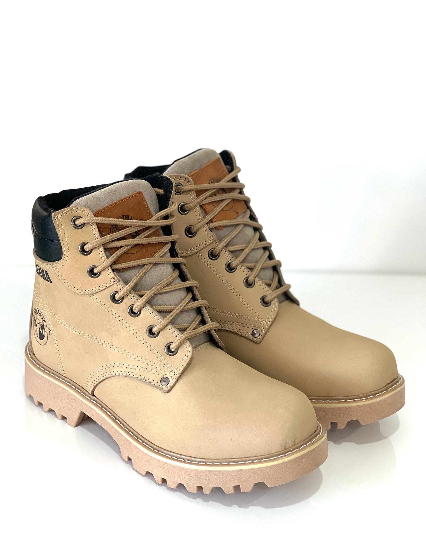 BOTA BRAHMA CLASICA CUERO